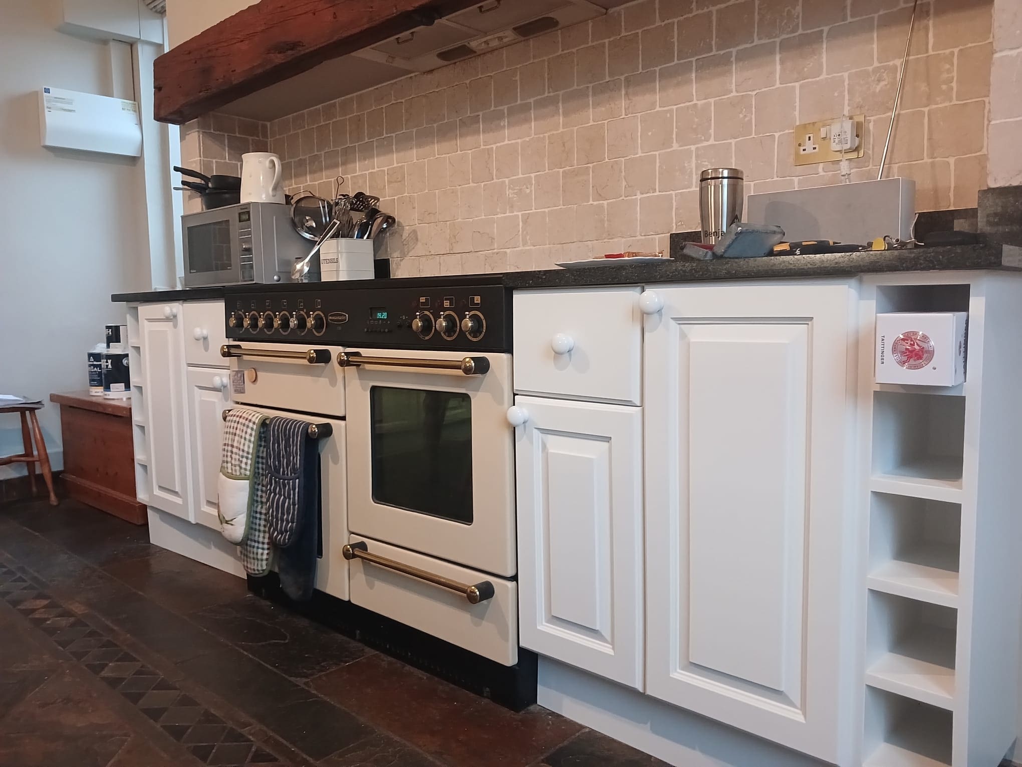 Bespoke painted kitchen Leeds project complete 7